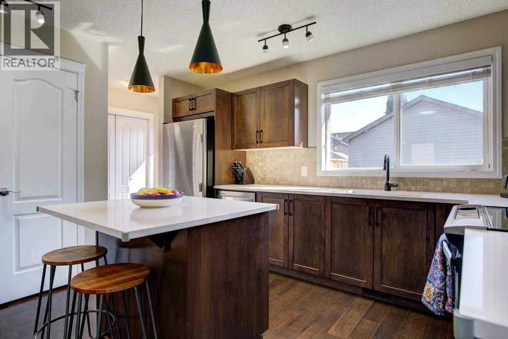 71 Autumn View Se, Calgary, Alberta  T3M 0H2 - Photo 11 - A2260532