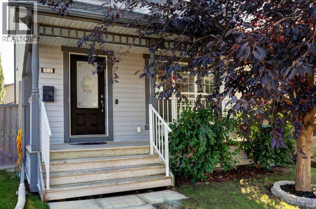 71 Autumn View Se, Calgary, Alberta  T3M 0H2 - Photo 2 - A2260532