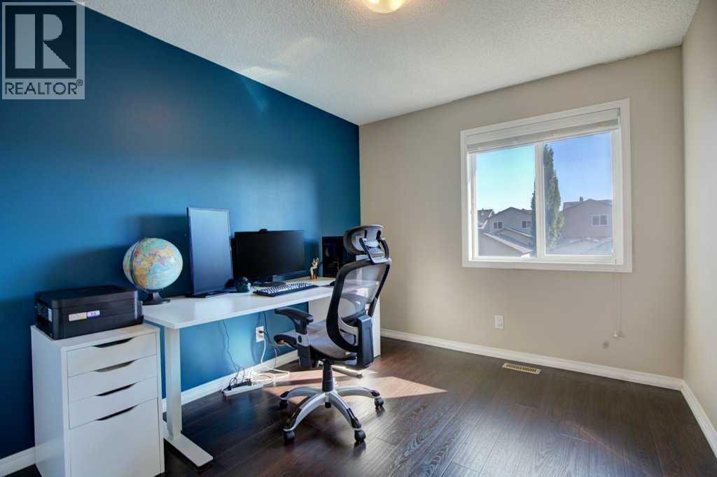 71 Autumn View Se, Calgary, Alberta  T3M 0H2 - Photo 20 - A2260532