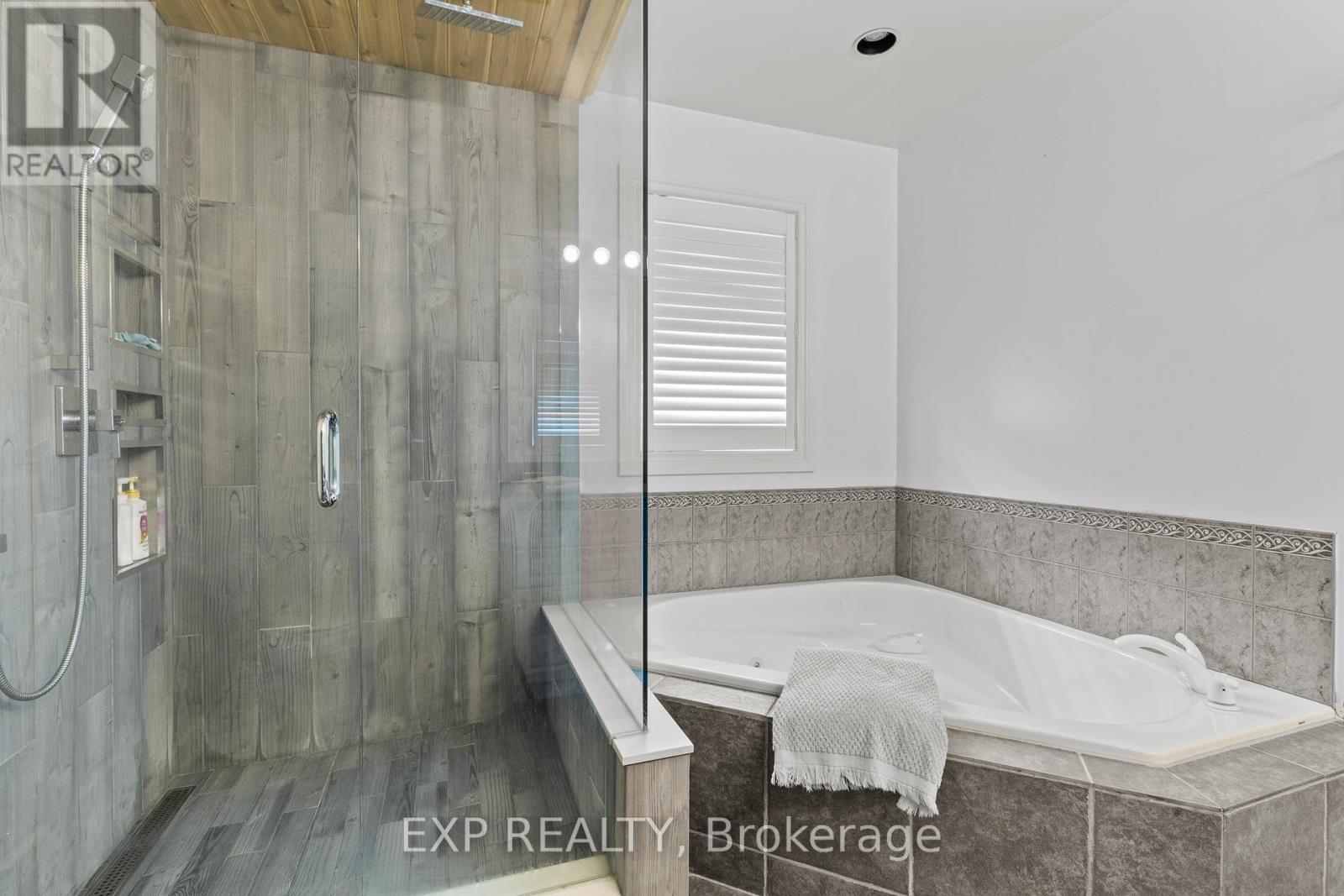 353 South Pelham Road, Welland (West Welland), Ontario  L3B 5N8 - Photo 19 - X12433097