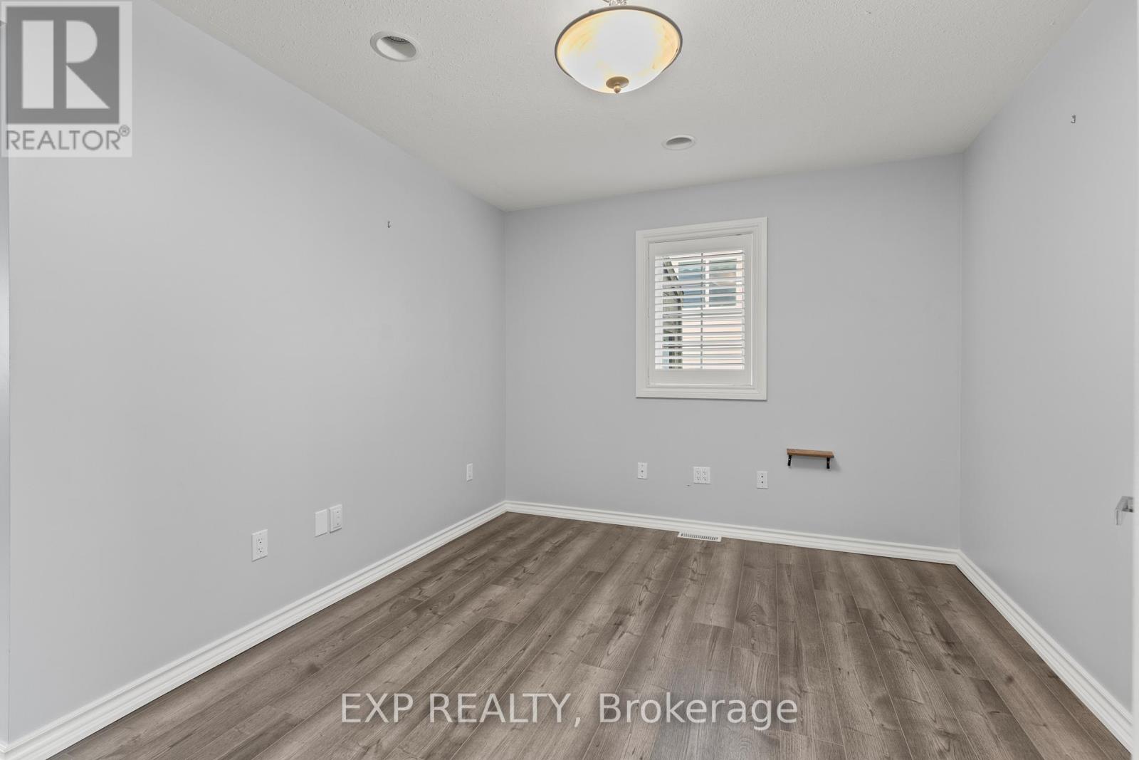 353 South Pelham Road, Welland (West Welland), Ontario  L3B 5N8 - Photo 25 - X12433097