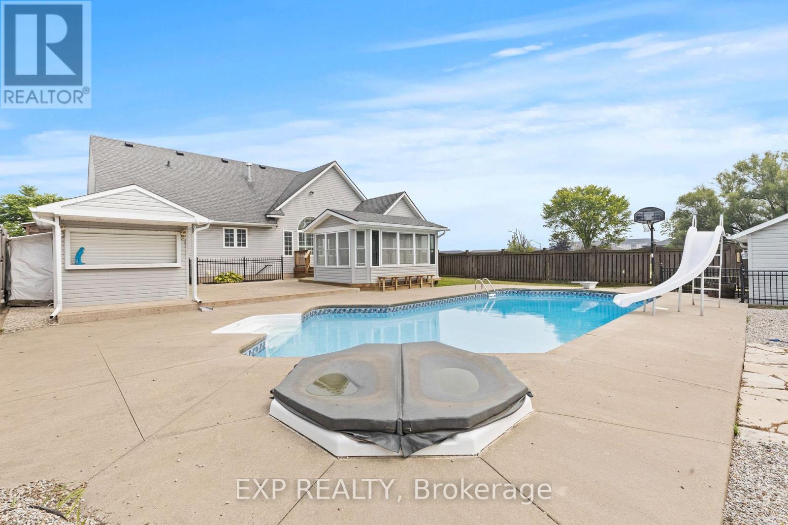 353 South Pelham Road, Welland (West Welland), Ontario  L3B 5N8 - Photo 45 - X12433097