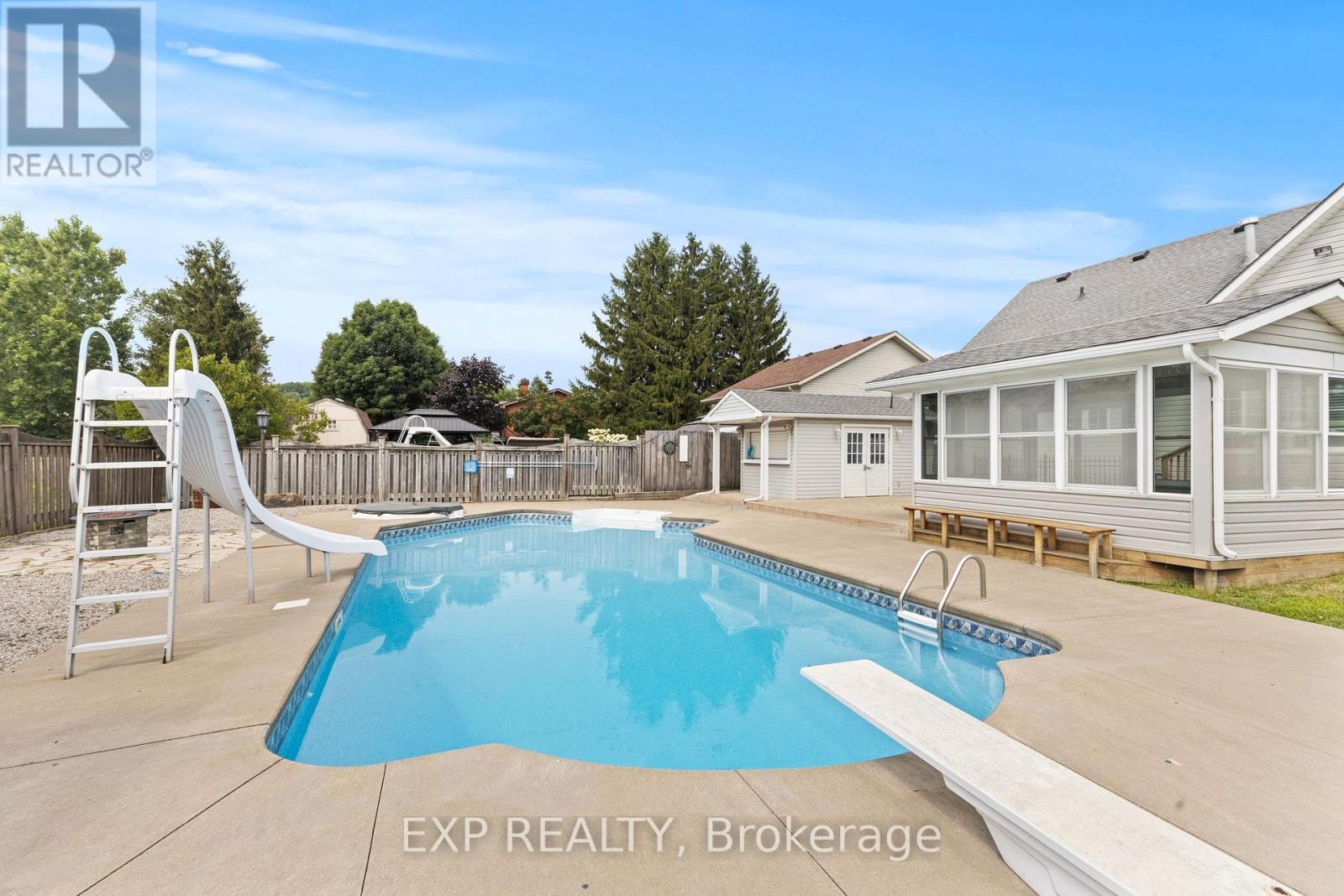 353 South Pelham Road, Welland (West Welland), Ontario  L3B 5N8 - Photo 46 - X12433097