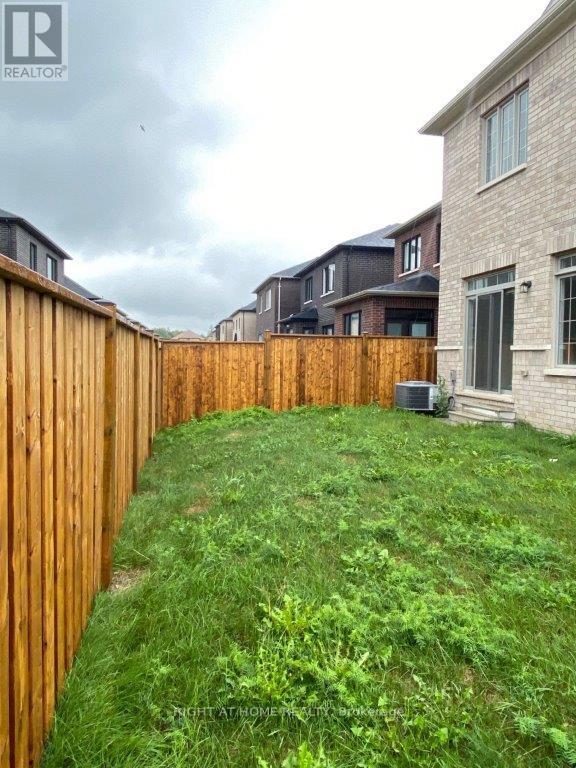 287 Boundary Boulevard, Whitchurch-Stouffville, Ontario  L4A 1H8 - Photo 8 - N12433059