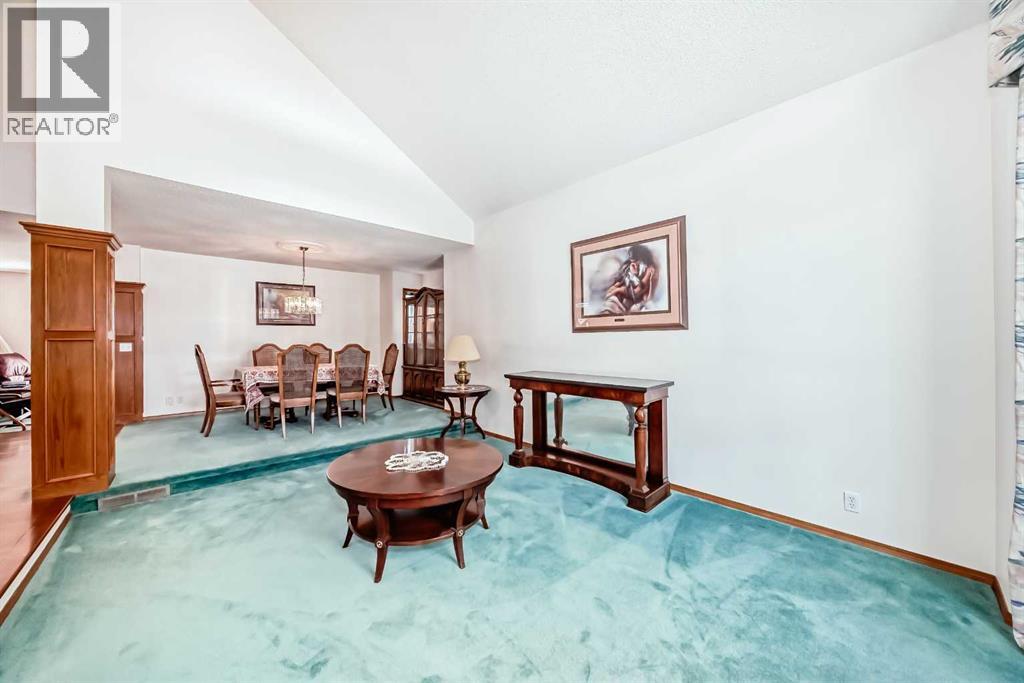 15463 Mckenzie Lake Way Se, Calgary, Alberta  T2z 2h4 - Photo 11 - A2259220