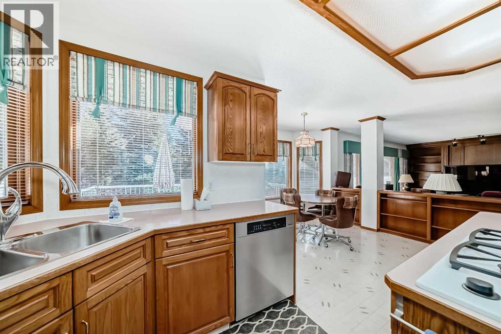 15463 Mckenzie Lake Way Se, Calgary, Alberta  T2z 2h4 - Photo 12 - A2259220