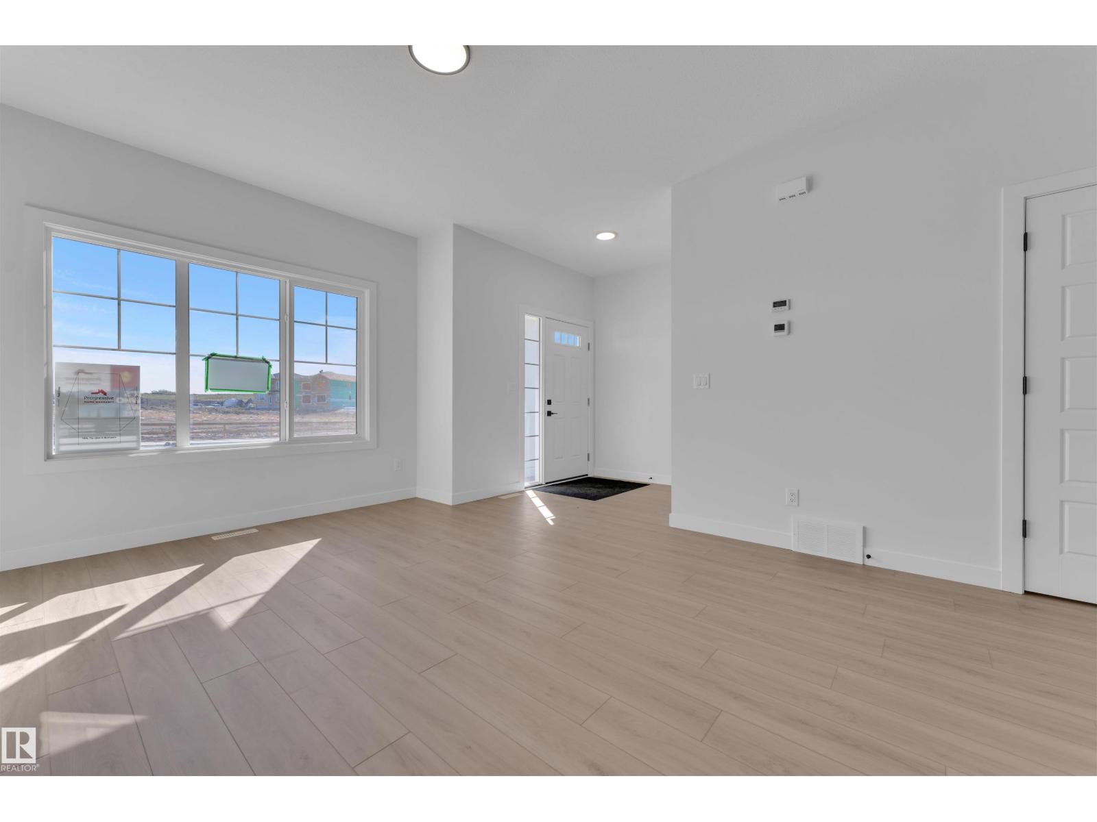 752 Mattson Dr Sw, Edmonton, Alberta  T6X 1A3 - Photo 4 - E4460002