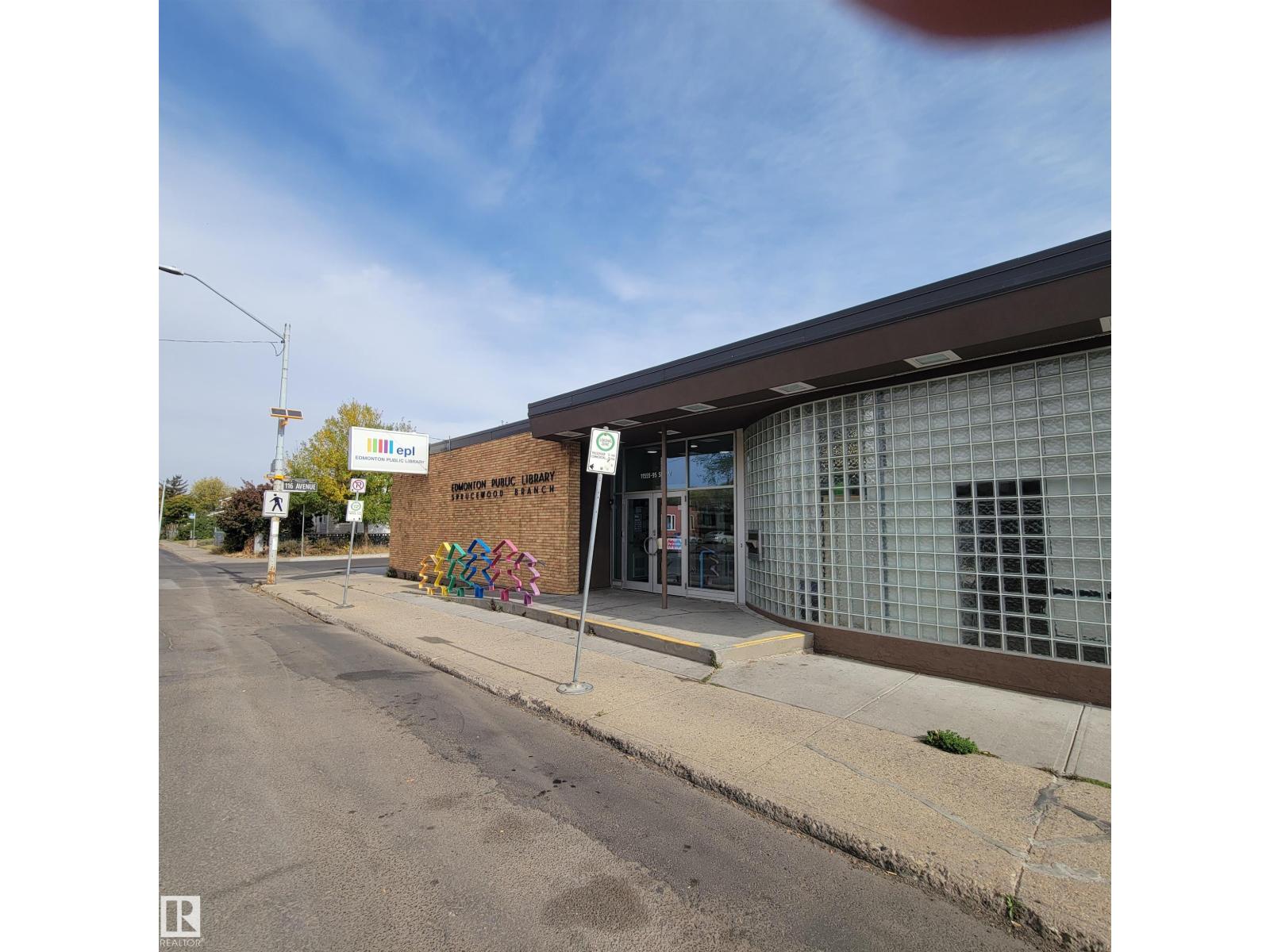11545 95 St Nw, Edmonton, Alberta  T5G 1L5 - Photo 2 - E4460004