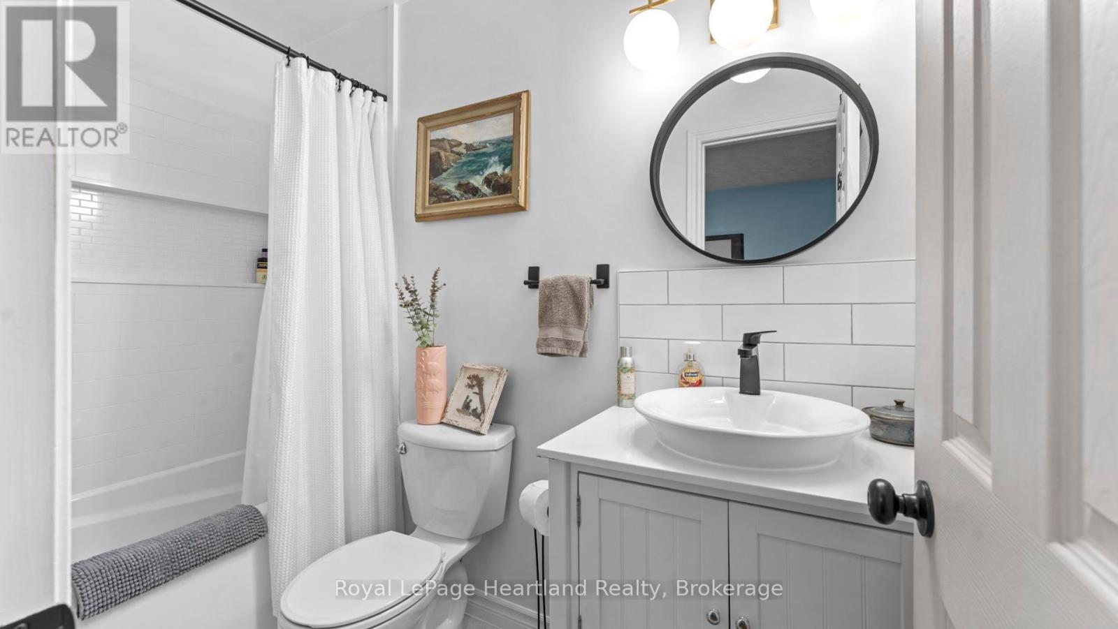 18 St Vincent Street, Goderich, Ontario  N7A 2M6 - Photo 29 - X12433147