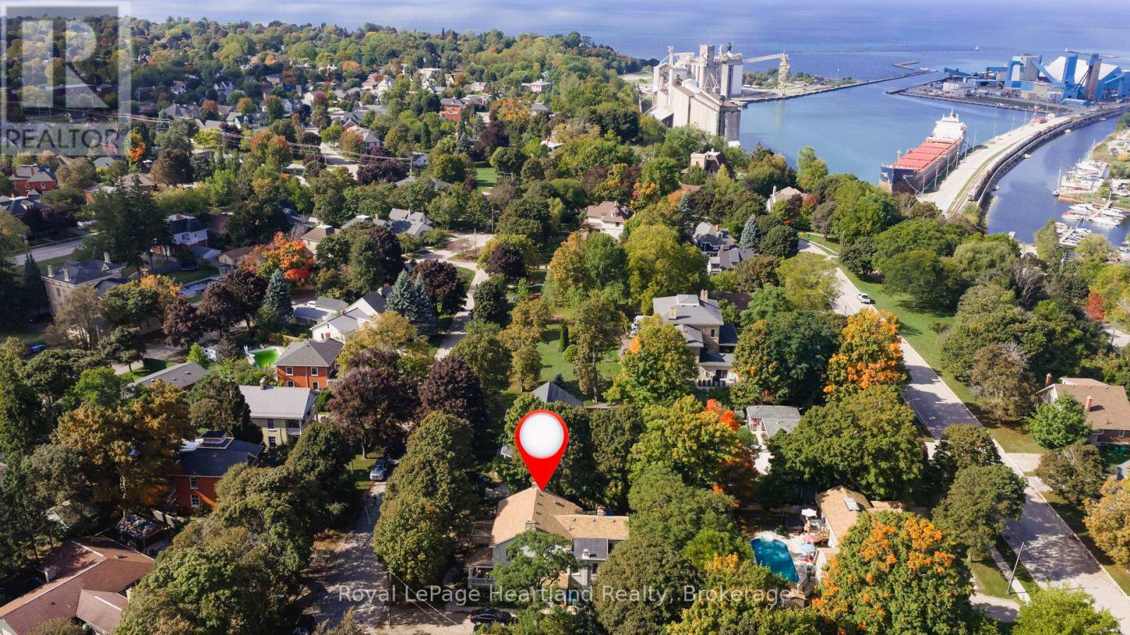 18 St Vincent Street, Goderich, Ontario  N7A 2M6 - Photo 4 - X12433147