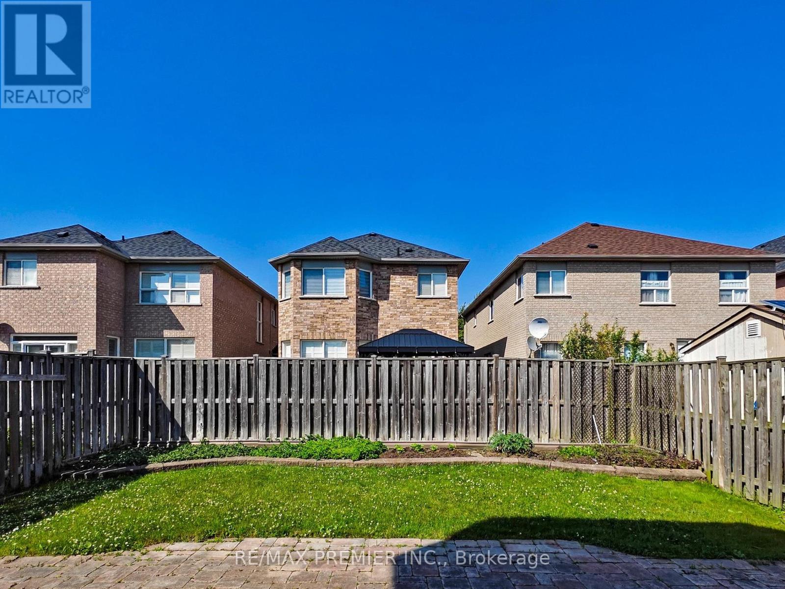 5869 Yachtsman Crossing, Mississauga, Ontario  L5M 6P1 - Photo 29 - W12433040