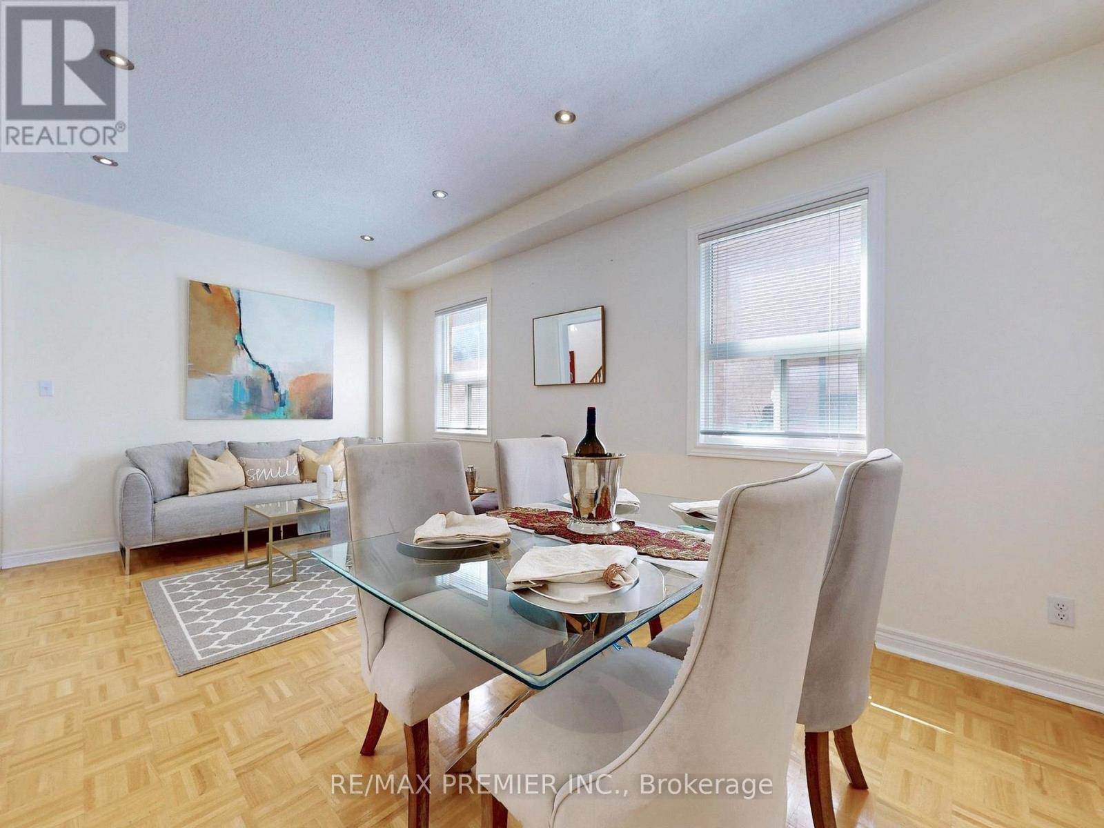 5869 Yachtsman Crossing, Mississauga, Ontario  L5M 6P1 - Photo 8 - W12433040