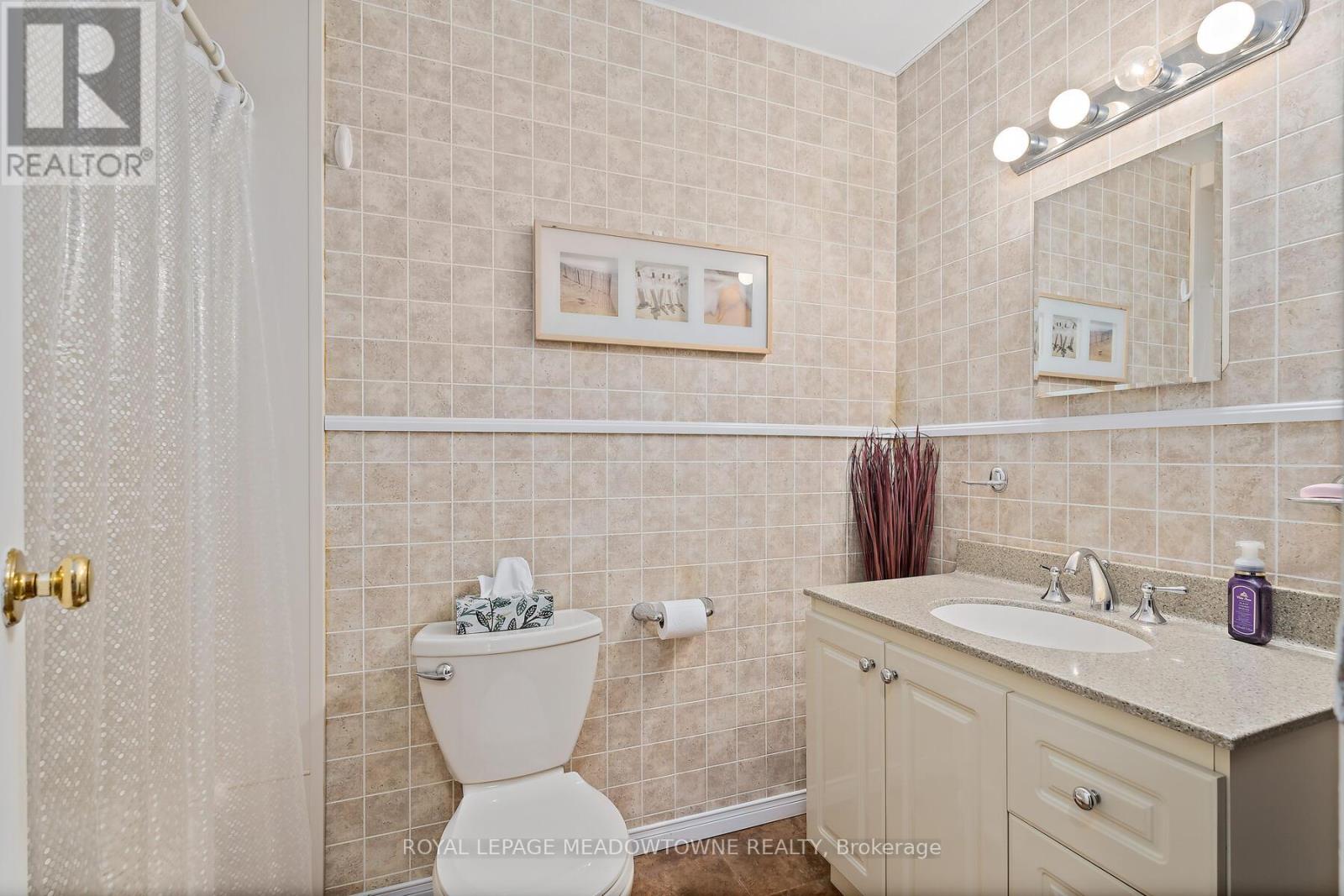 73 Jefferson Road, Brampton, Ontario  L6S 1W7 - Photo 23 - W12433071
