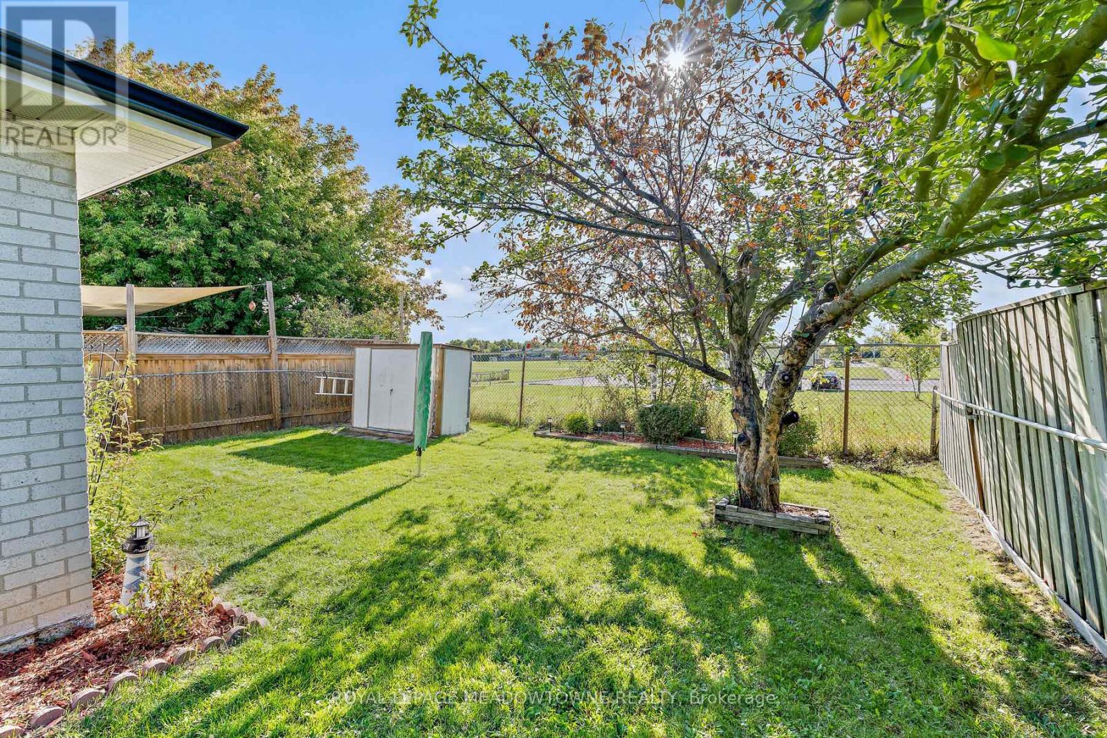 73 Jefferson Road, Brampton, Ontario  L6S 1W7 - Photo 34 - W12433071