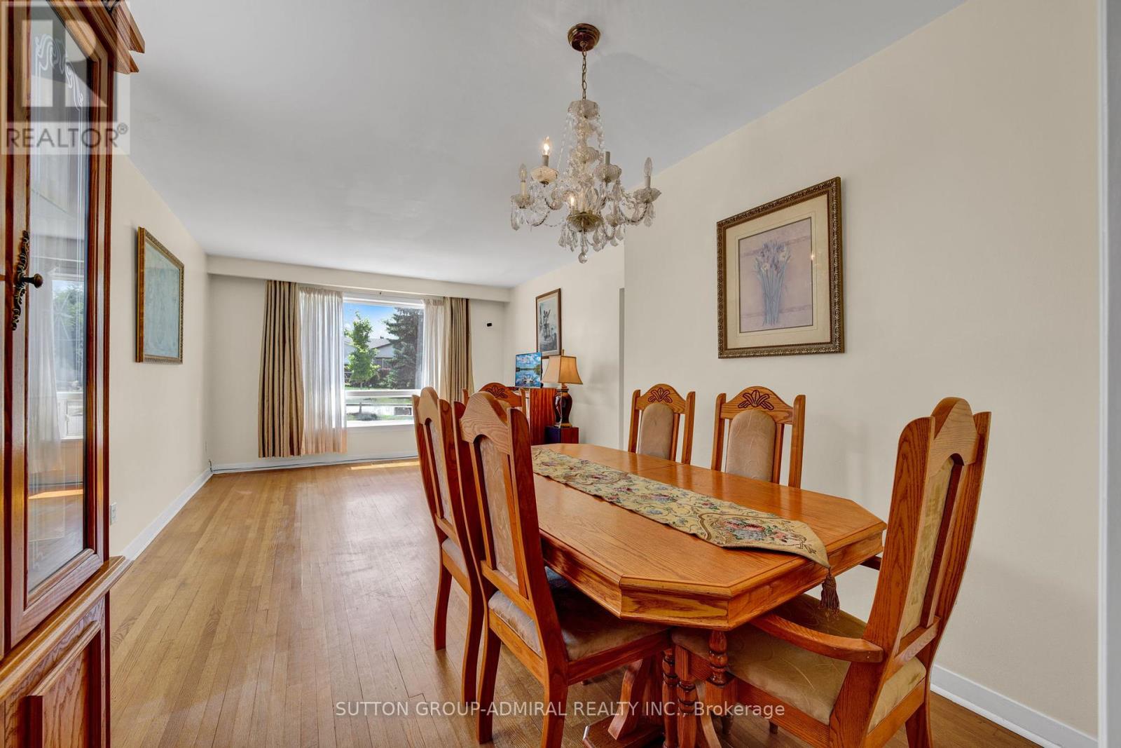 38 Frankton Crescent, Toronto, Ontario  M3J 1C1 - Photo 9 - W12433072