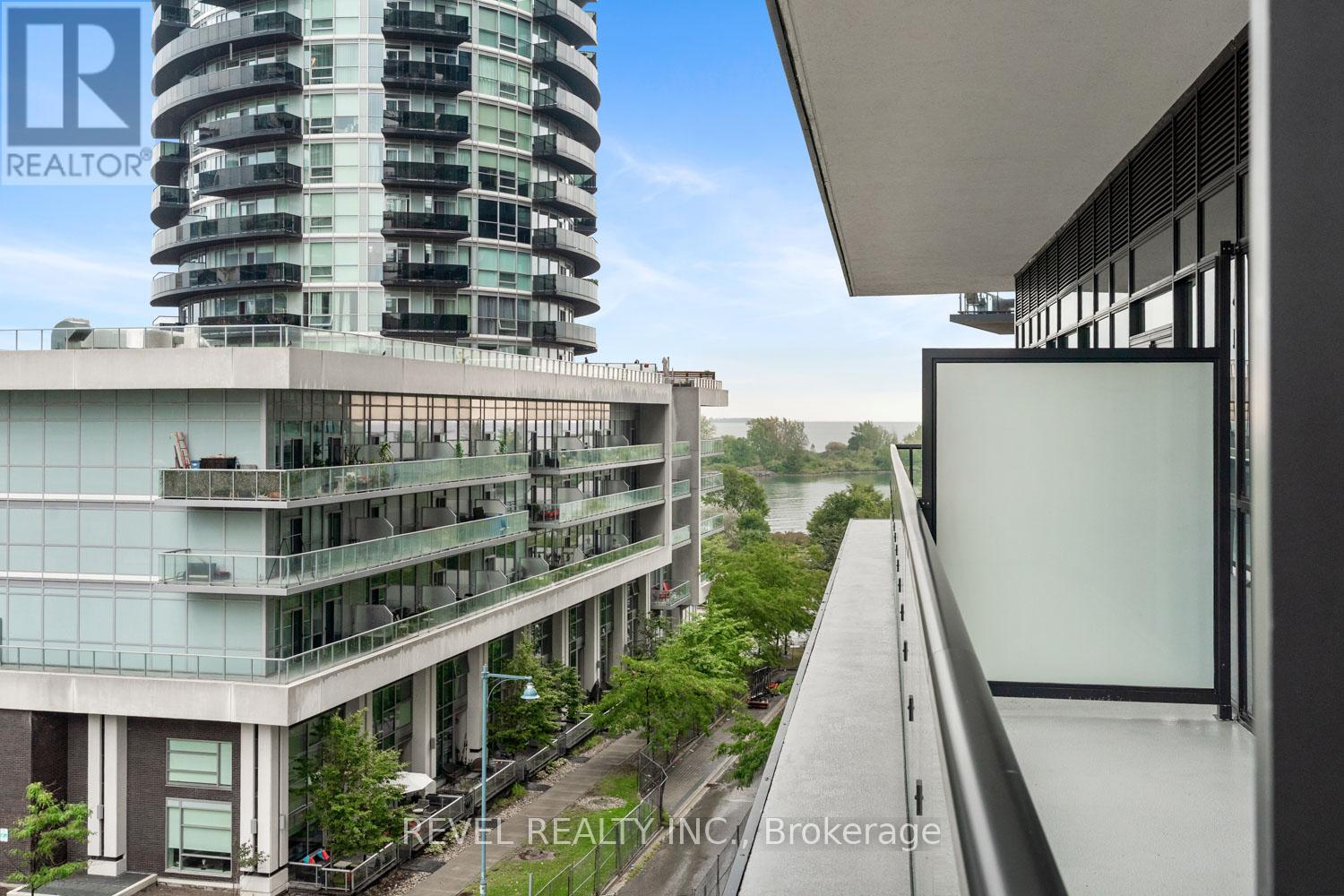 512 - 38 Annie Craig Drive, Toronto, Ontario  M8V 0G9 - Photo 13 - W12433077