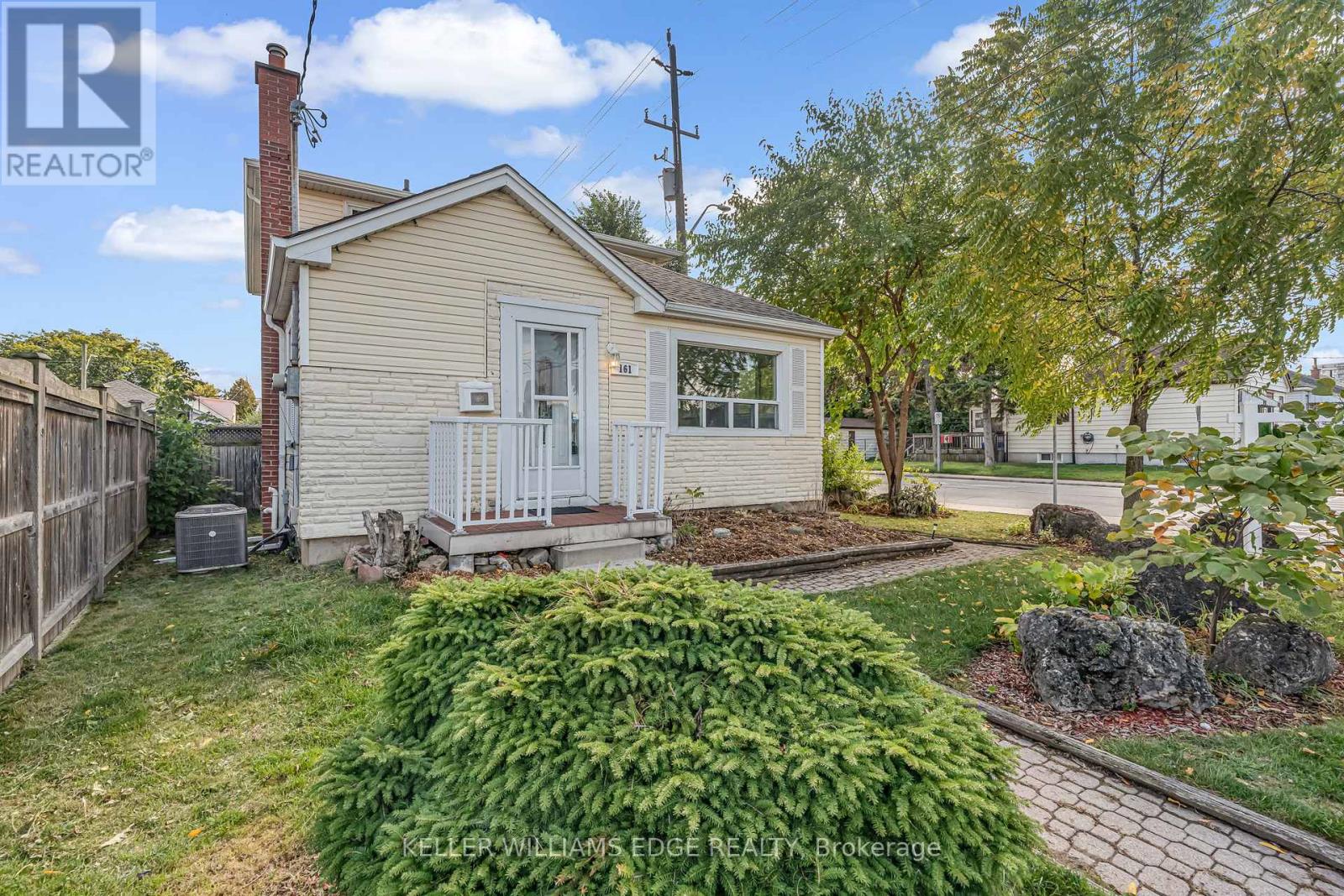 161 COCHRANE ROAD, Hamilton, Ontario