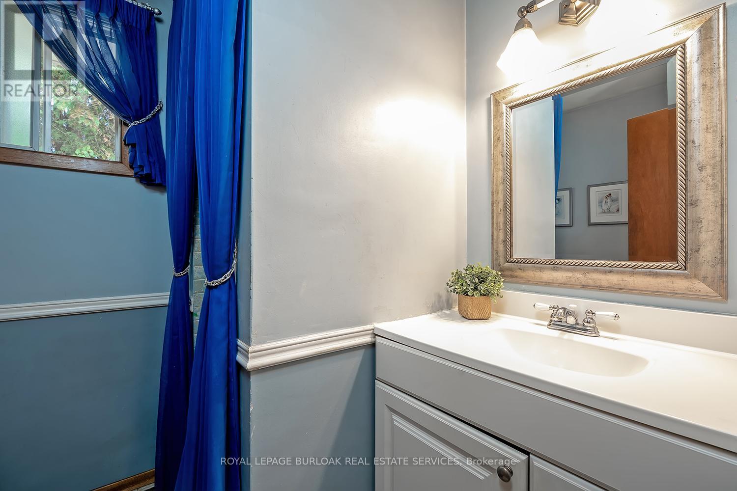 3 White Oaks Avenue, Brantford, Ontario  N3R 5N7 - Photo 17 - X12433041