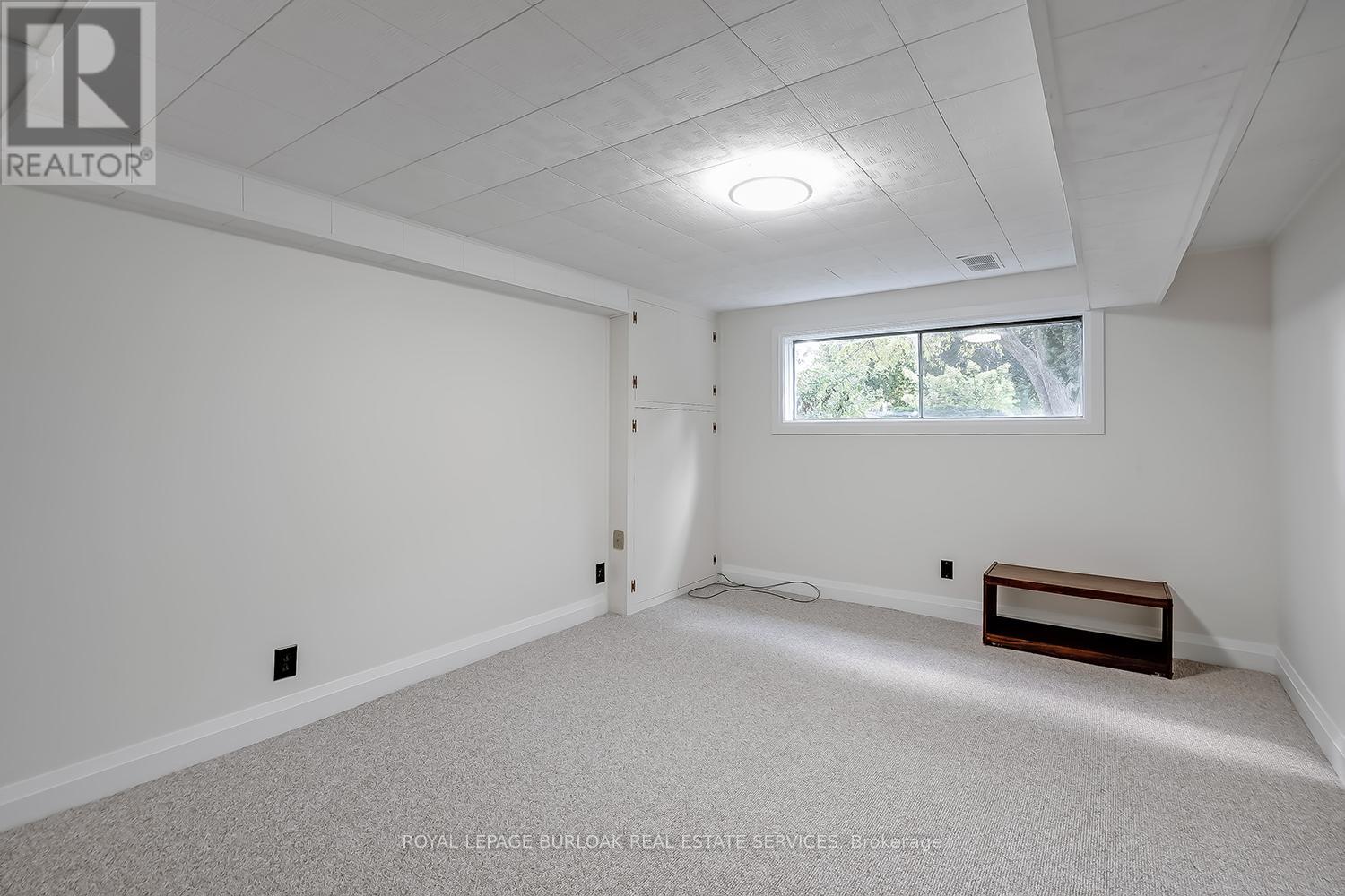 3 White Oaks Avenue, Brantford, Ontario  N3R 5N7 - Photo 21 - X12433041