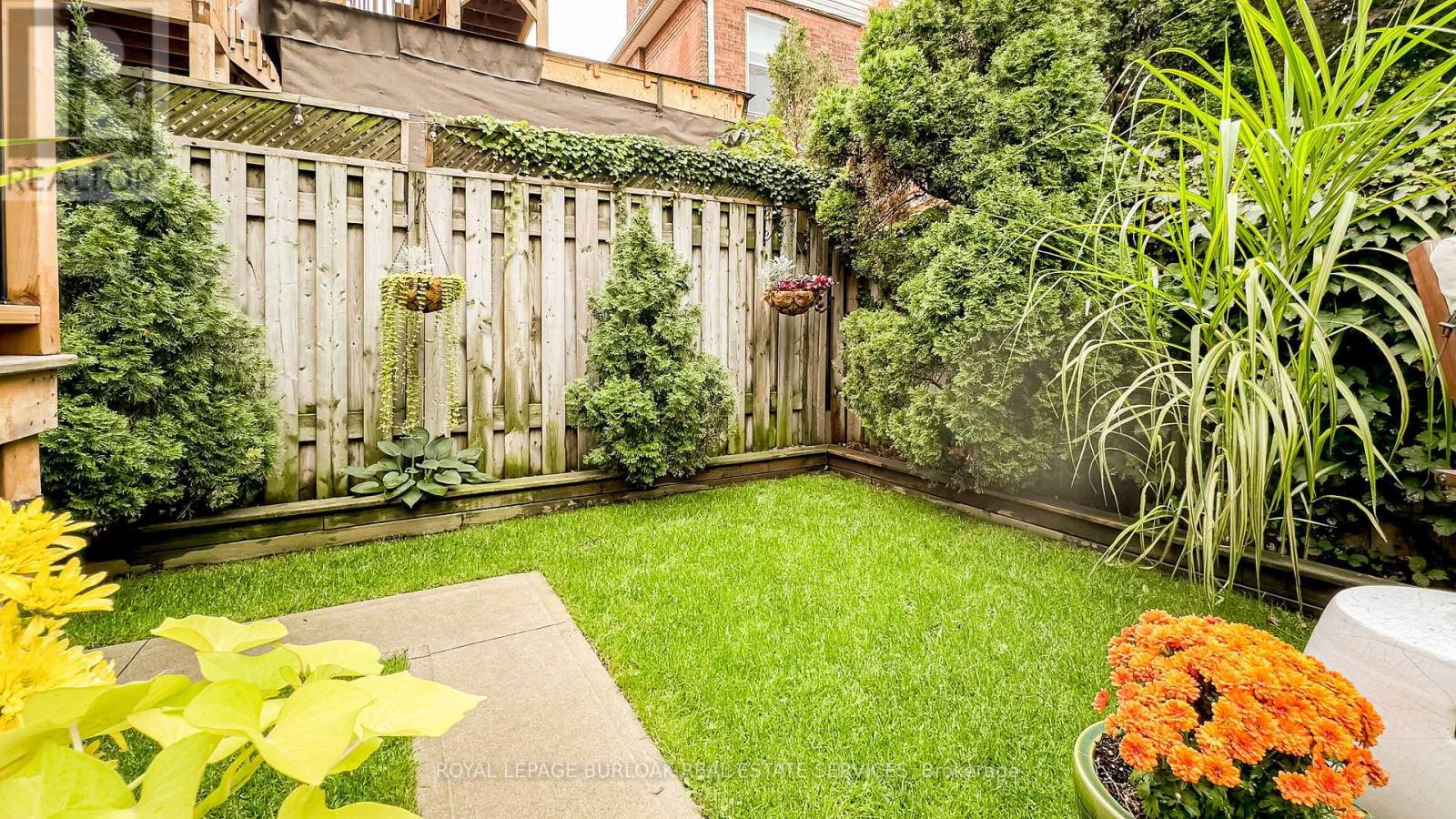 27 Steven Street, Hamilton, Ontario  L8L 5N4 - Photo 38 - X12433051