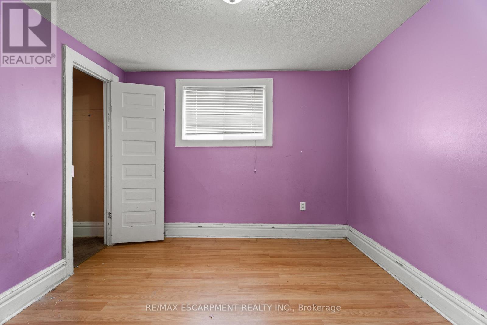 40 Rosemont Avenue, Hamilton, Ontario  L8L 2M3 - Photo 21 - X12433057