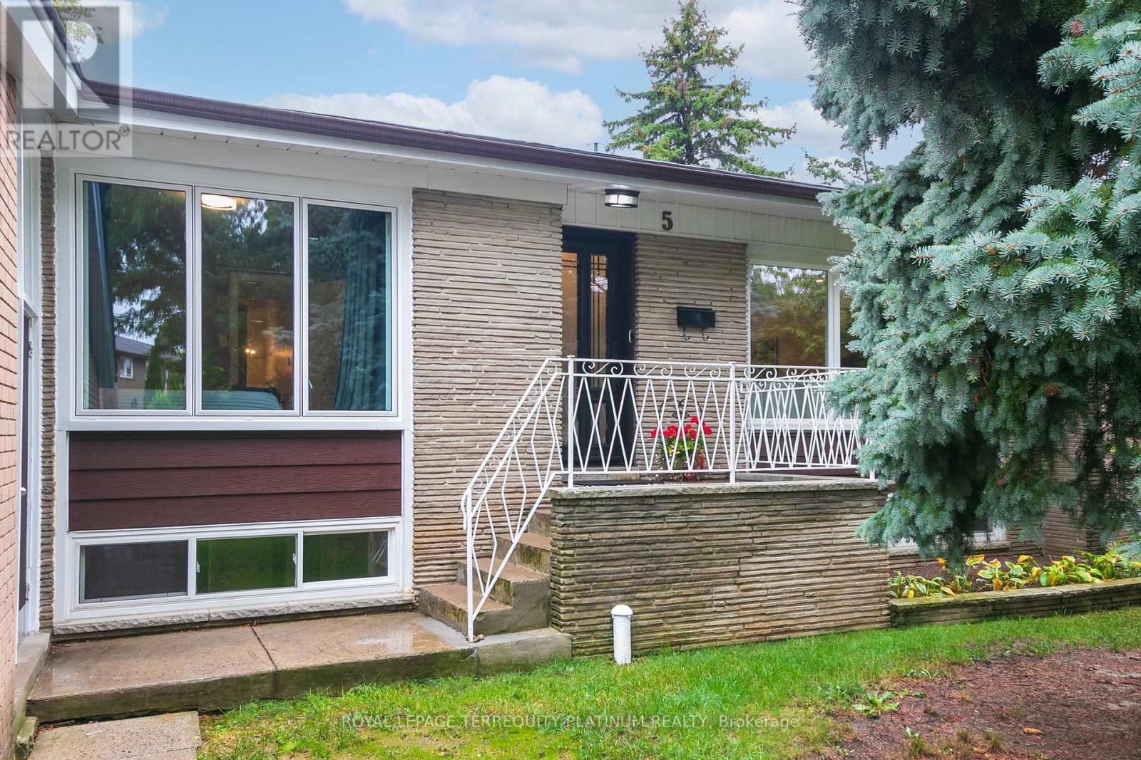 5 Versend Drive, Toronto, Ontario  M3A 2B6 - Photo 29 - C12433109