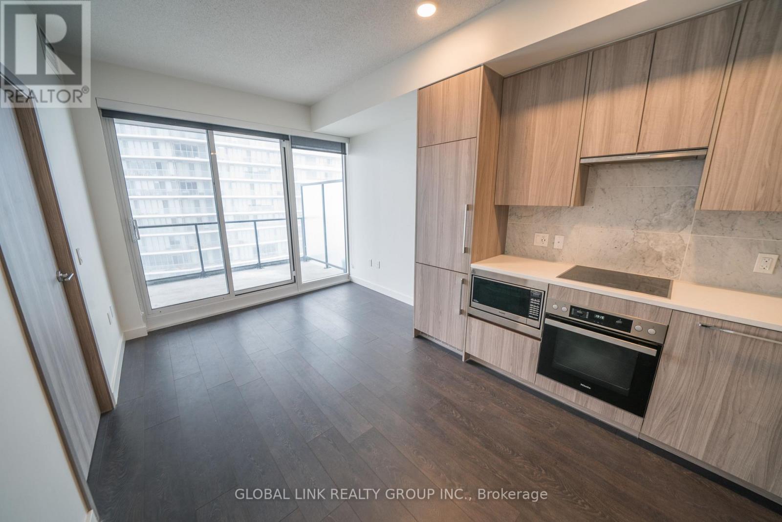 2615 - 95 MCMAHON DRIVE, Toronto, Ontario