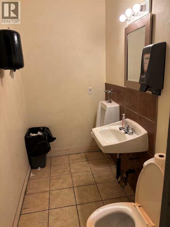4452 64 Avenue Se, Calgary, Alberta  T2B 2B3 - Photo 22 - A2230726