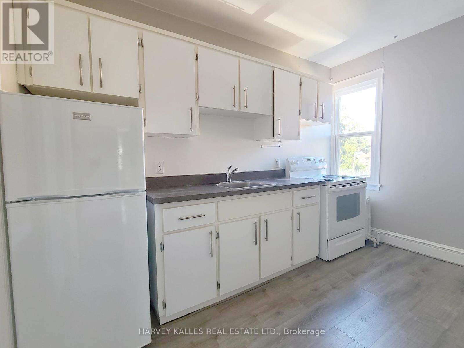 5 - 1 Brookdale Avenue, Toronto, Ontario  M5M 1P2 - Photo 5 - C12397447