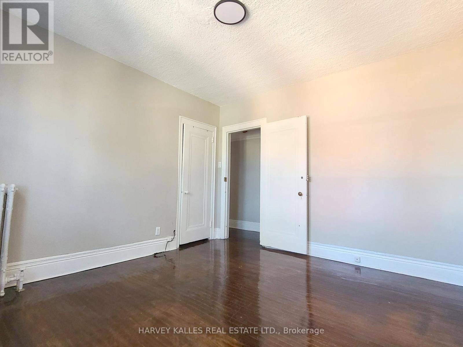 5 - 1 Brookdale Avenue, Toronto, Ontario  M5M 1P2 - Photo 4 - C12397447
