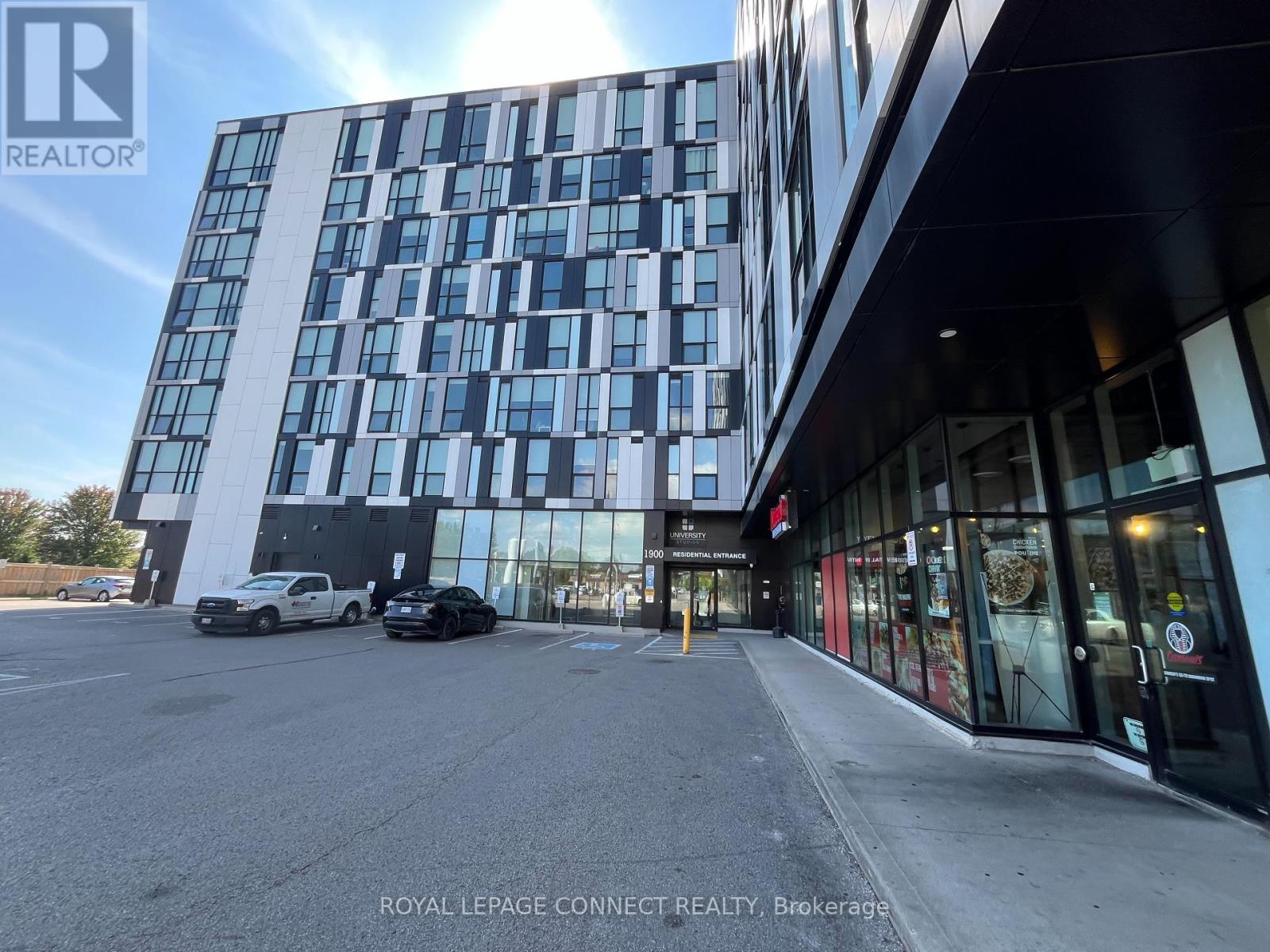 731 - 1900 SIMCOE STREET N, Oshawa, Ontario