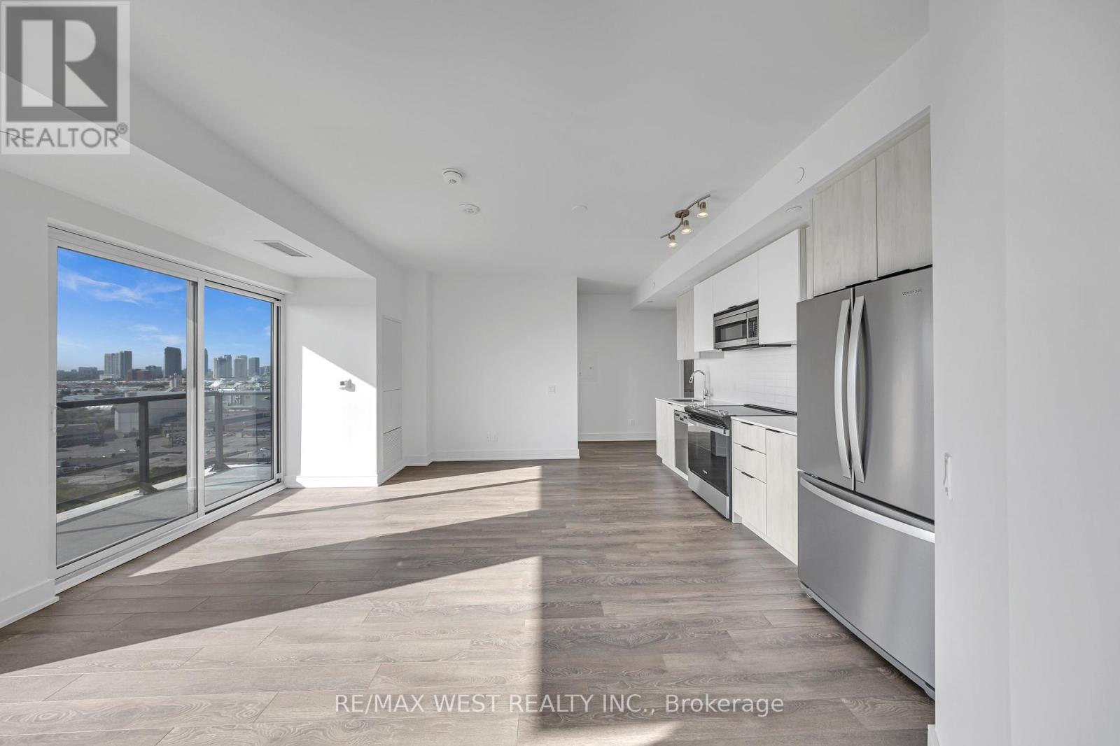 1501 - 1350 Ellesmere Road, Toronto, Ontario  M1P 2X9 - Photo 16 - E12433154