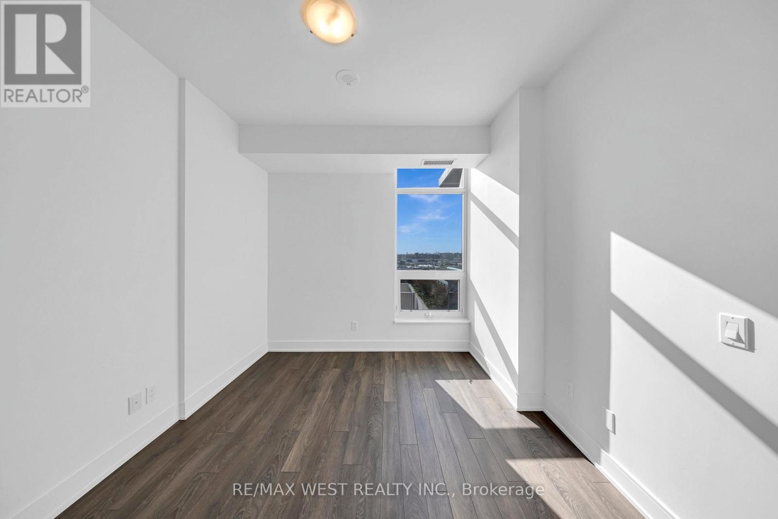 1501 - 1350 Ellesmere Road, Toronto, Ontario  M1P 2X9 - Photo 18 - E12433154