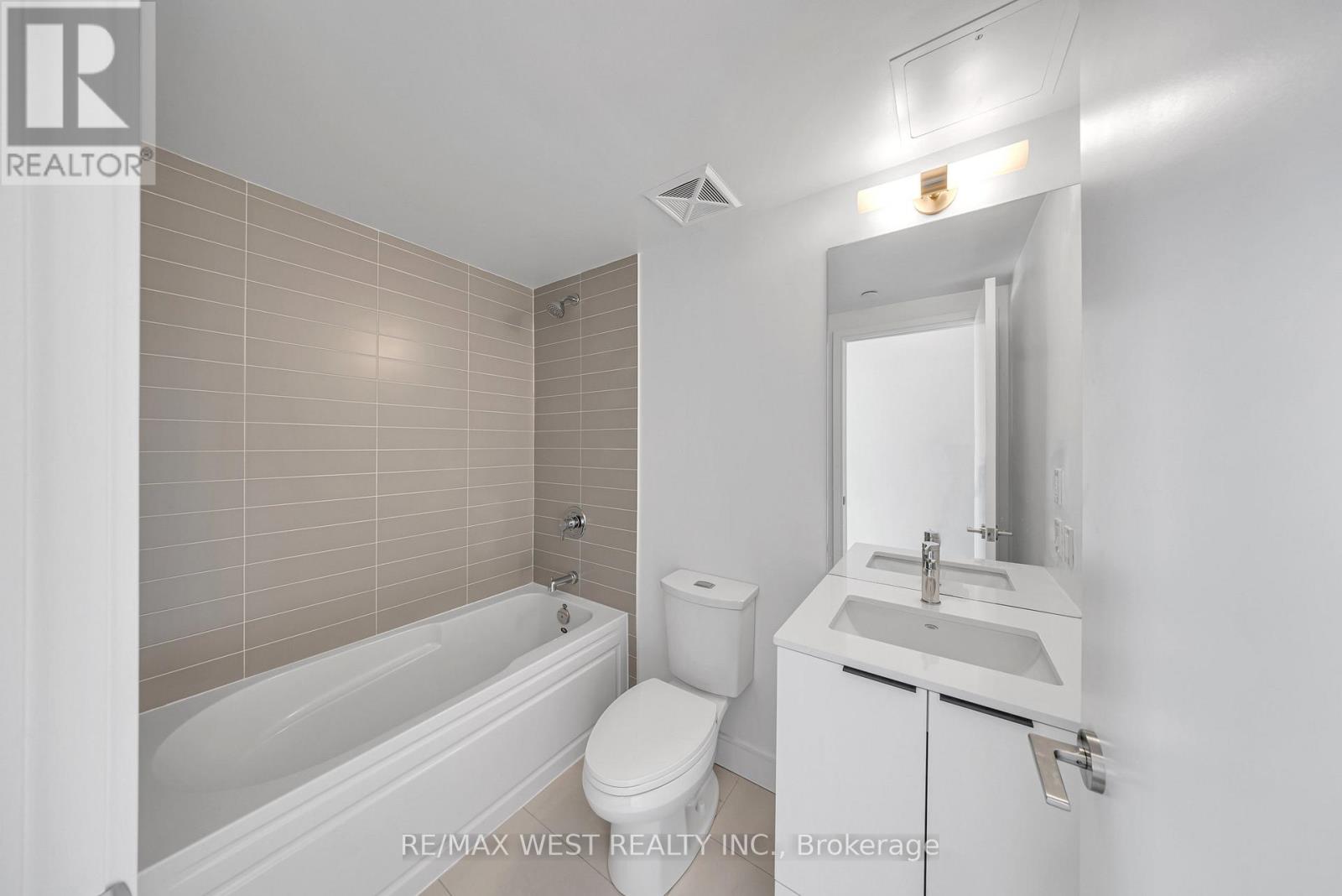 1501 - 1350 Ellesmere Road, Toronto, Ontario  M1P 2X9 - Photo 7 - E12433154