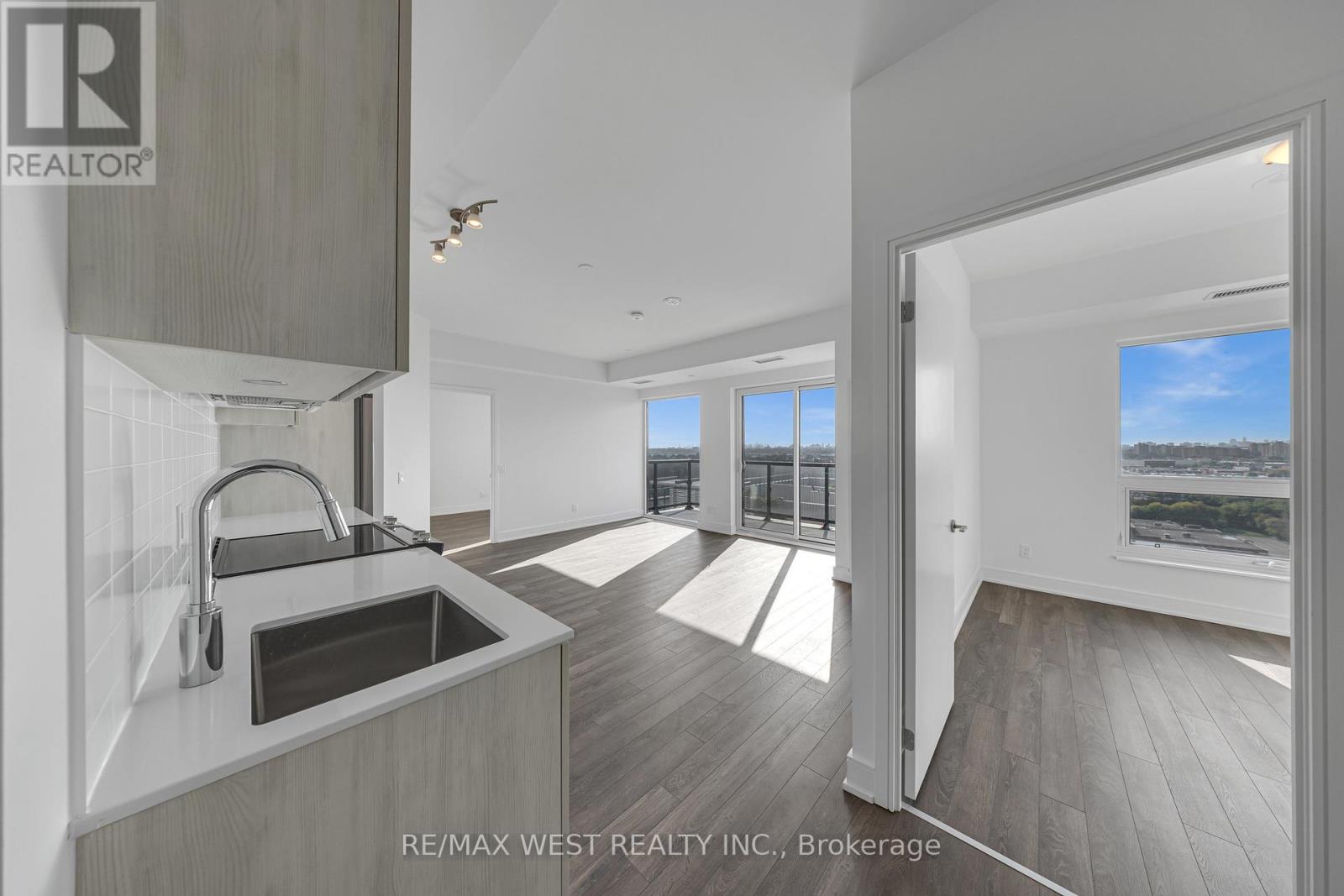 1501 - 1350 Ellesmere Road, Toronto, Ontario  M1P 2X9 - Photo 9 - E12433154