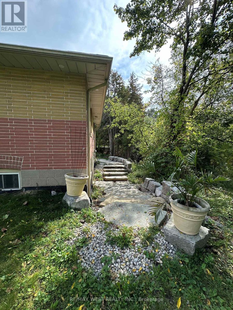6398 Kingston Road, Toronto, Ontario  M1C 1L3 - Photo 22 - E12433168