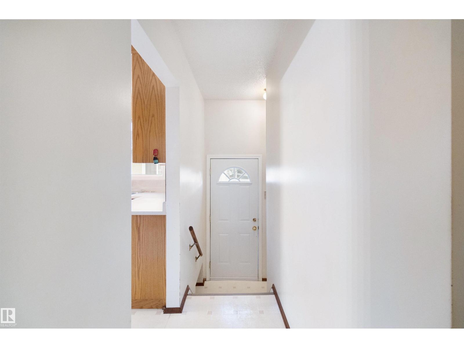 13015 81 St Nw, Edmonton, Alberta  T5C 1N3 - Photo 17 - E4460006