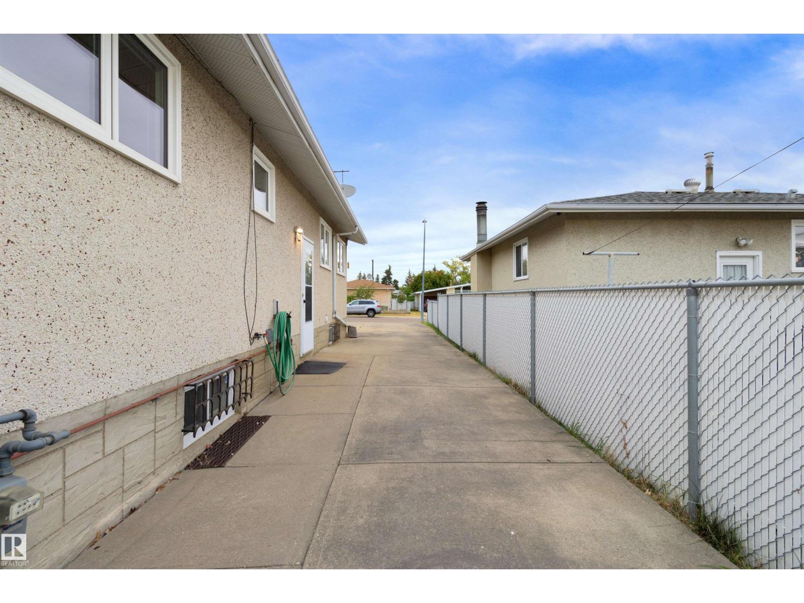 13015 81 St Nw, Edmonton, Alberta  T5C 1N3 - Photo 42 - E4460006