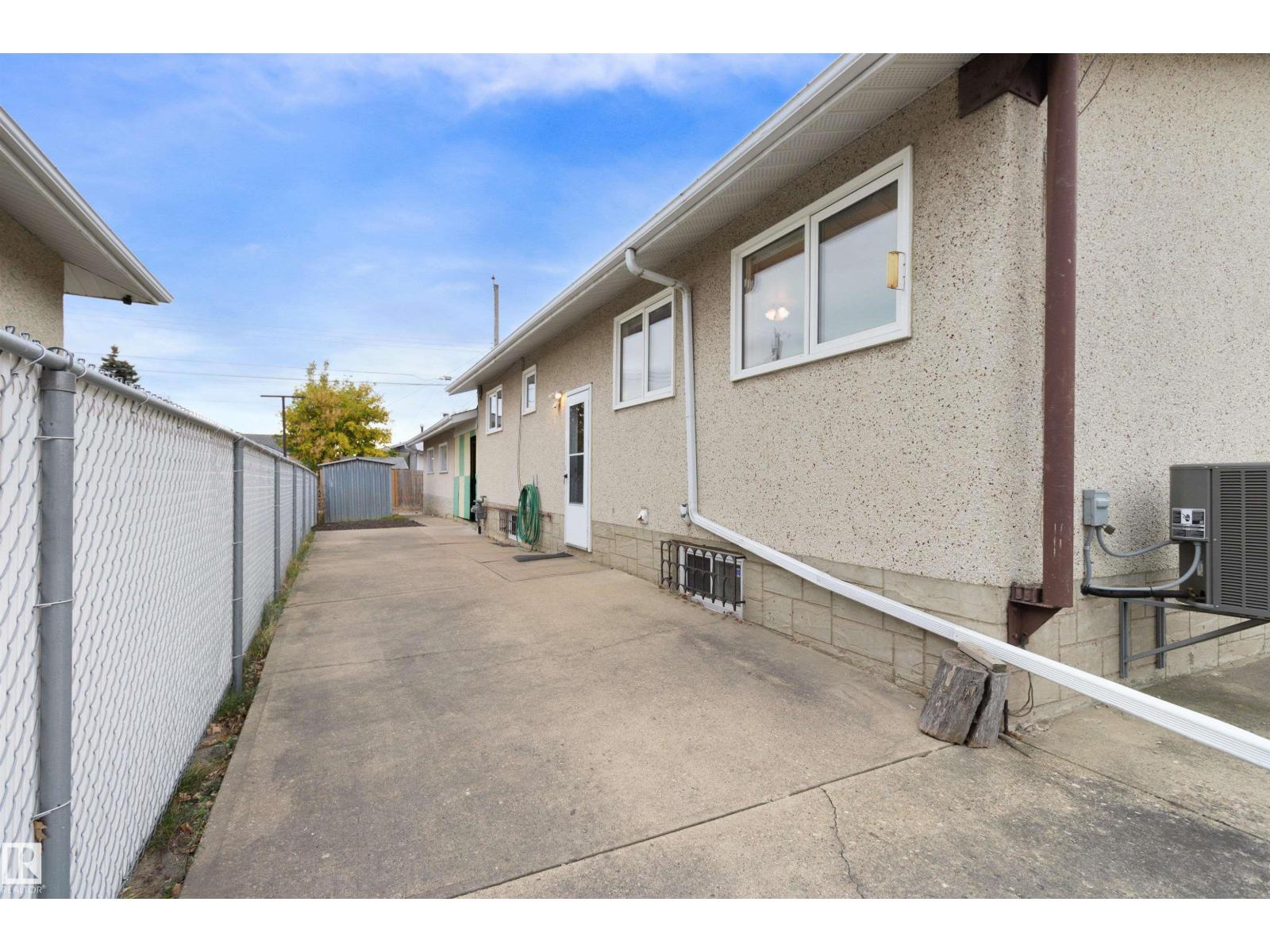 13015 81 St Nw, Edmonton, Alberta  T5C 1N3 - Photo 48 - E4460006