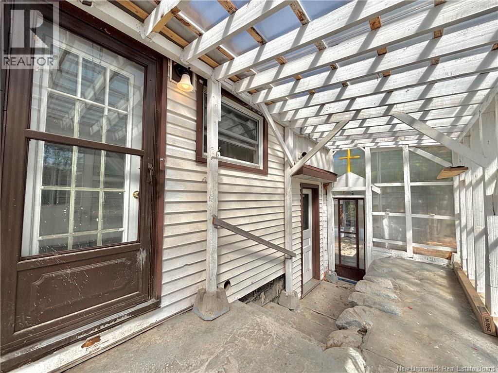 2617 Miramichi, Bathurst, New Brunswick  E2A 6K1 - Photo 22 - NB126894