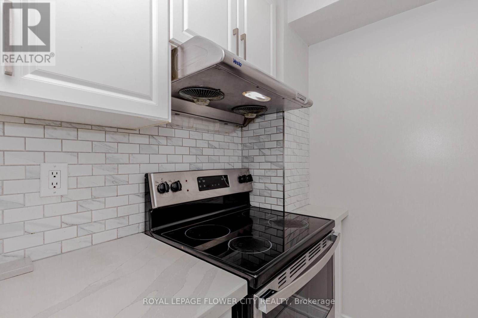 61 - 47 Franklin Court, Brampton, Ontario  L6T 3Z1 - Photo 19 - W12433080