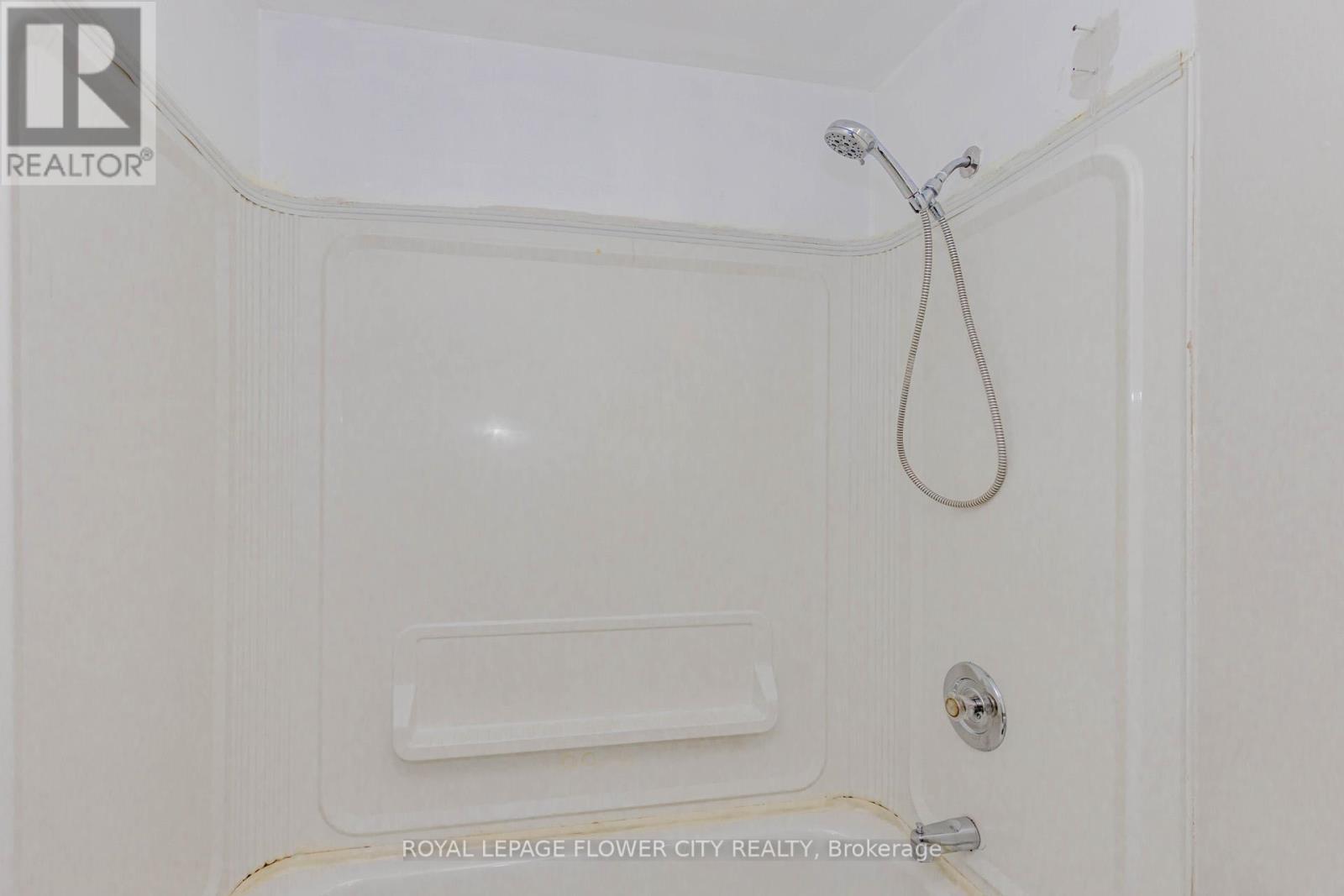 61 - 47 Franklin Court, Brampton, Ontario  L6T 3Z1 - Photo 42 - W12433080