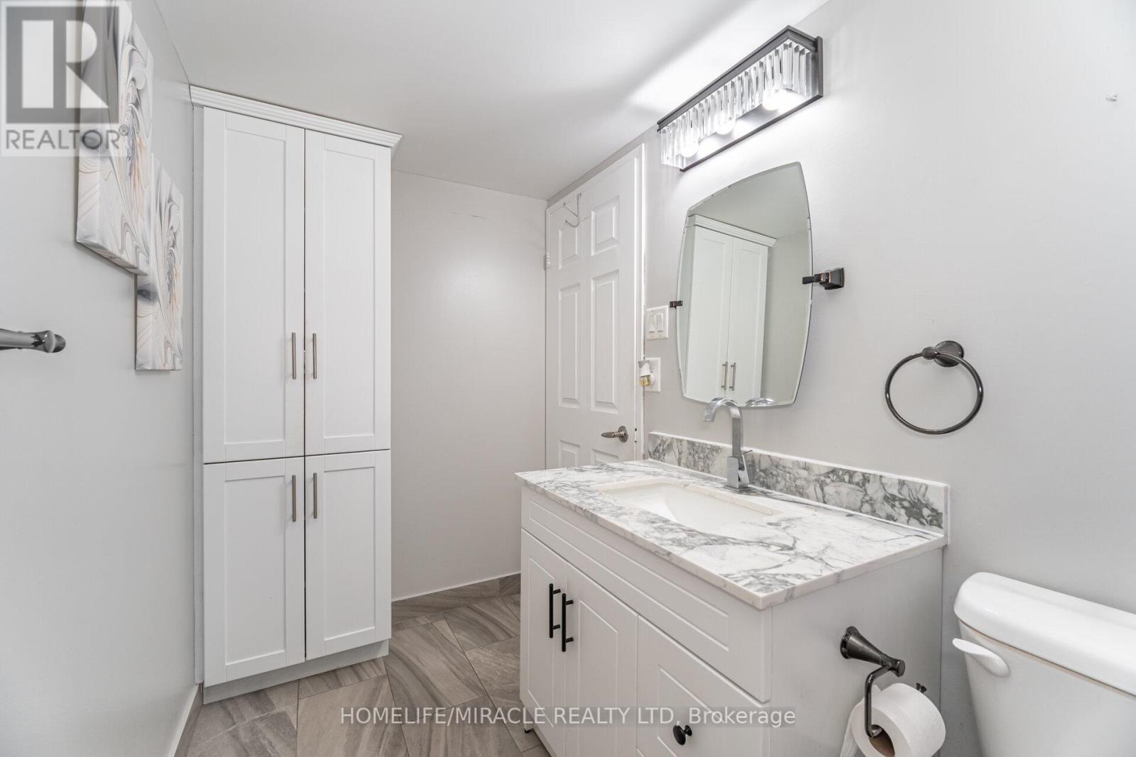 1705 - 26 Hanover Road, Brampton, Ontario  L6S 4T2 - Photo 29 - W12433084