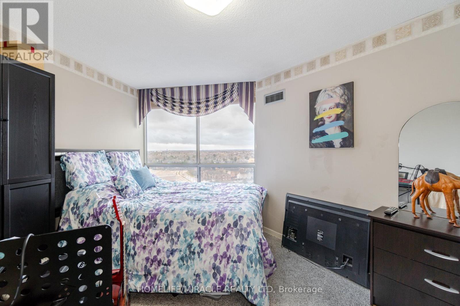 1705 - 26 Hanover Road, Brampton, Ontario  L6S 4T2 - Photo 31 - W12433084