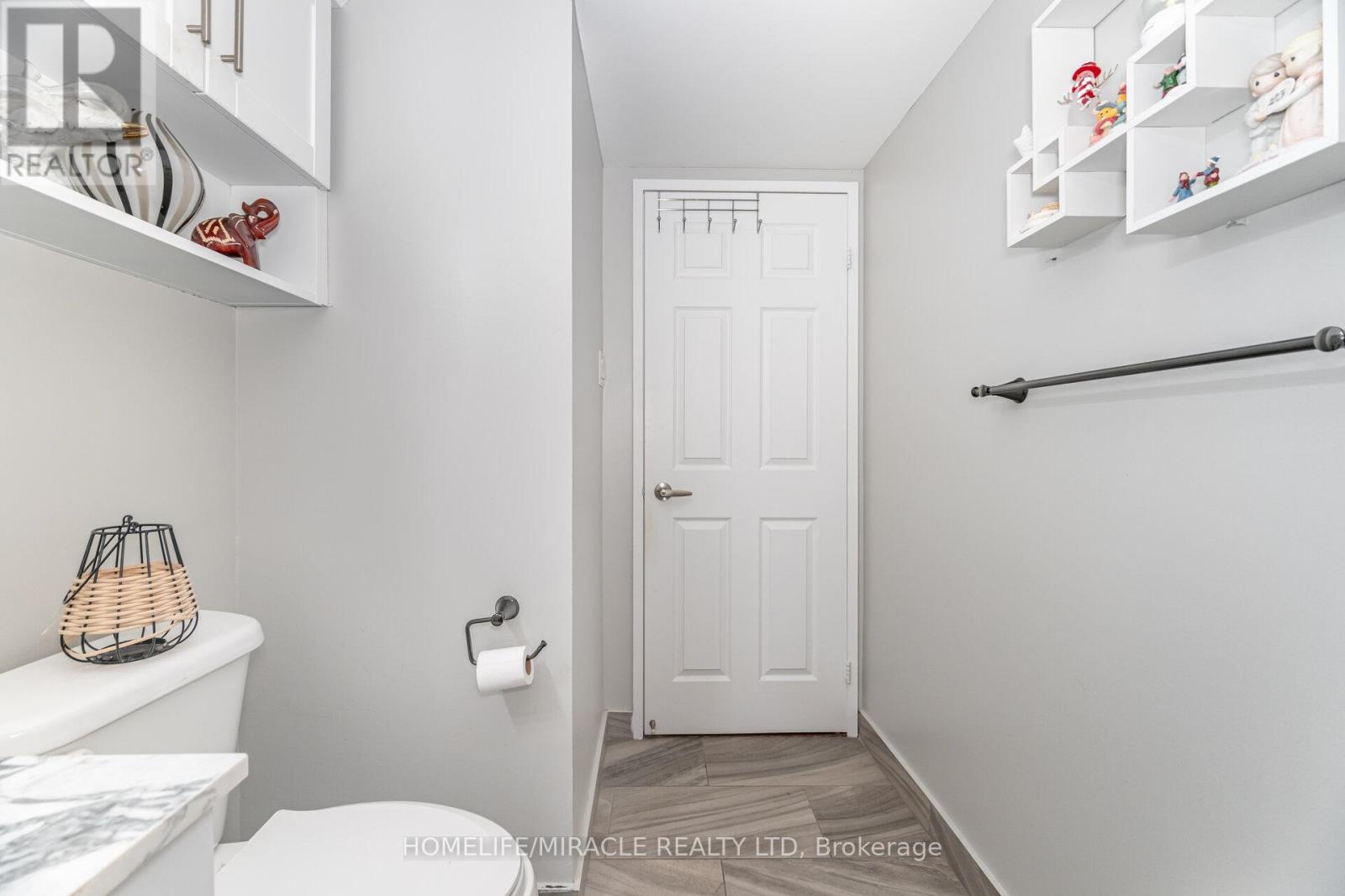 1705 - 26 Hanover Road, Brampton, Ontario  L6S 4T2 - Photo 34 - W12433084