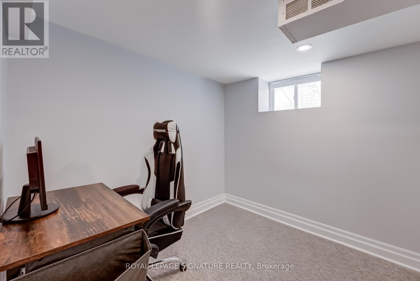 33 Ash Crescent, Toronto, Ontario  M8W 1E4 - Photo 22 - W12433091