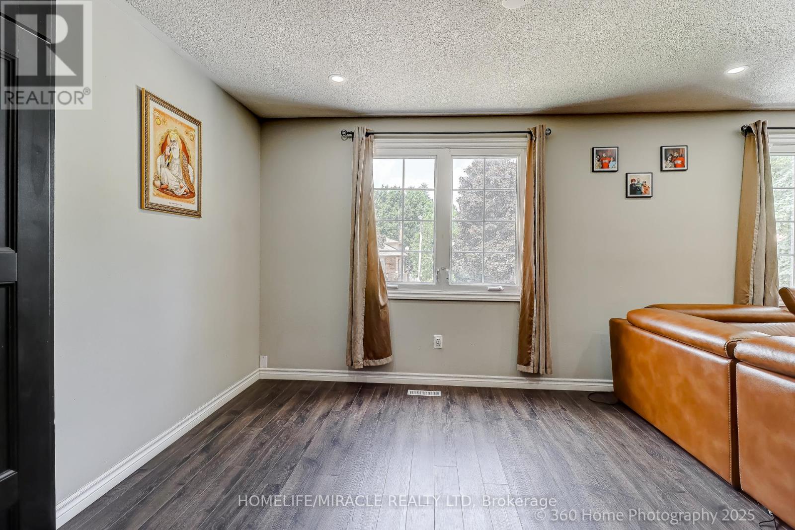 82 Goldgate Crescent, Orangeville, Ontario  L9W 4B8 - Photo 13 - W12433145