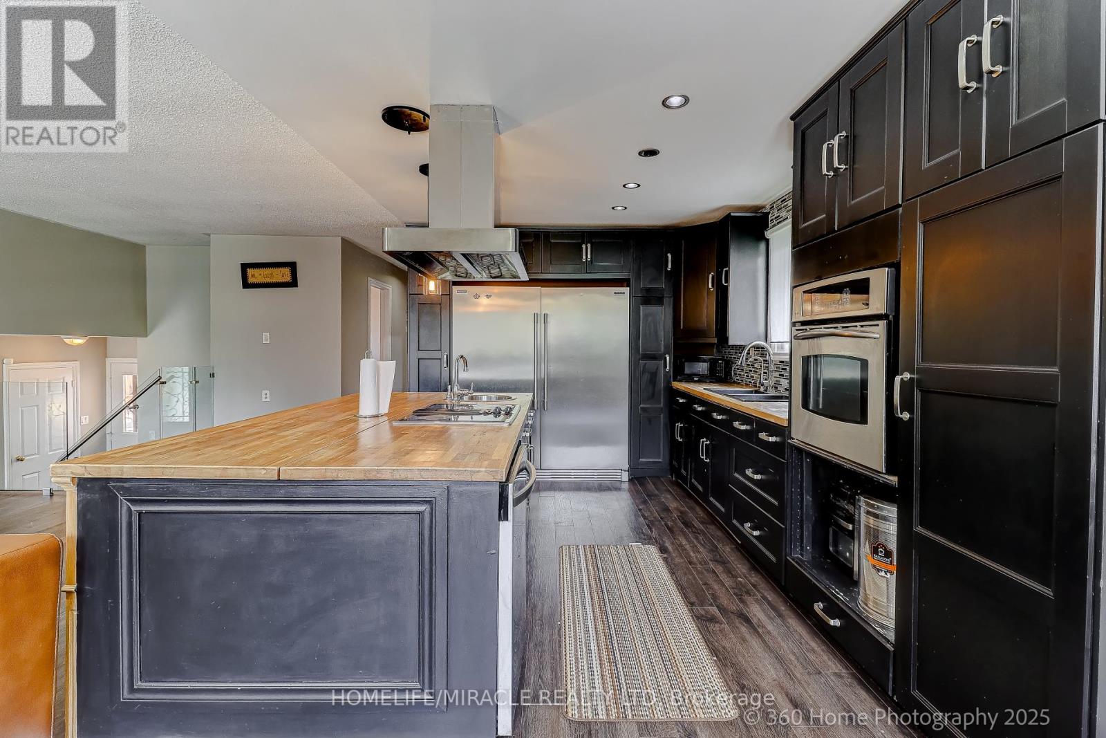 82 Goldgate Crescent, Orangeville, Ontario  L9W 4B8 - Photo 15 - W12433145