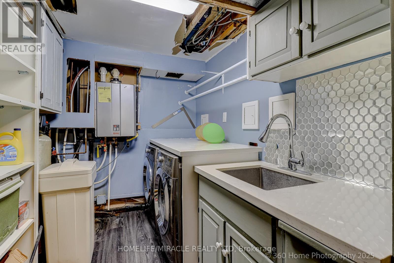82 Goldgate Crescent, Orangeville, Ontario  L9W 4B8 - Photo 27 - W12433145