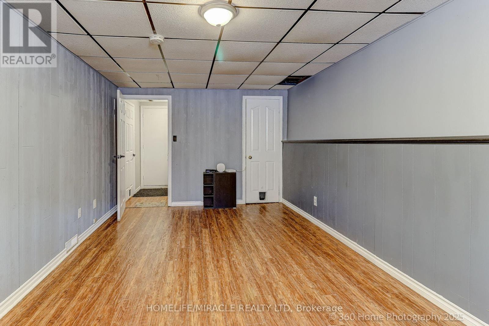 82 Goldgate Crescent, Orangeville, Ontario  L9W 4B8 - Photo 31 - W12433145